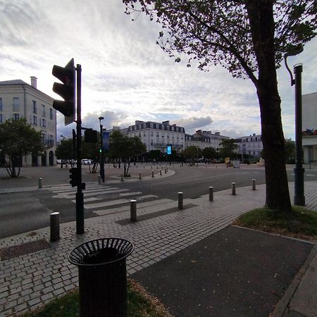 Appartement Situe Place Toscane A 5 Min De Disney Serris Exterior foto
