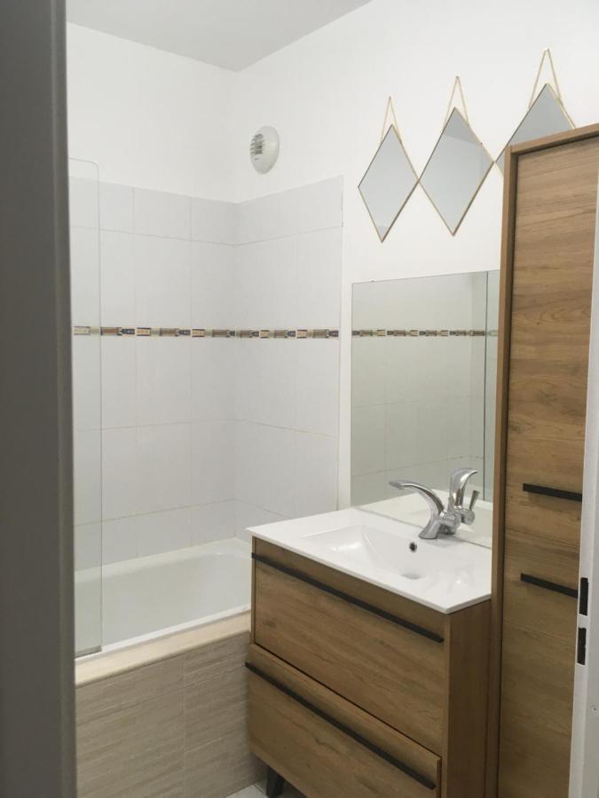 Appartement Situe Place Toscane A 5 Min De Disney Serris Exterior foto